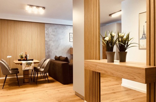 Cluj-Napoca Apartment | Brand new centrally-located place, with free parking.