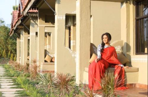 Diamond Harbour Resort | Breathing Earth - Rooms and Pool