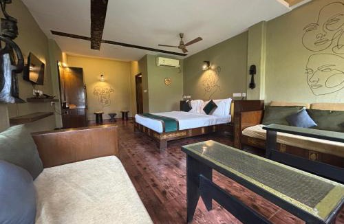 Diamond Harbour Resort | Breathing Earth - Rooms and Pool