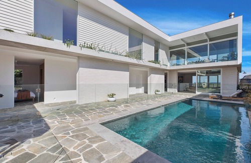 Copacabana House | Breathtaking views Copacabana from your Ultimate Luxury Beach House