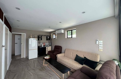 Brighton-le-Sands House | Brighton-Le-Sands Retreat | Cosy Family Stay Near Beach & Sydney Airport