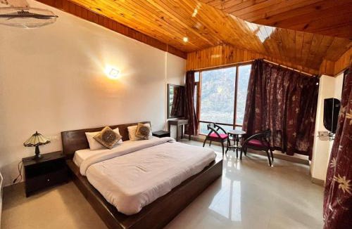 Yavatmal Hotel | Brijesh Guest House