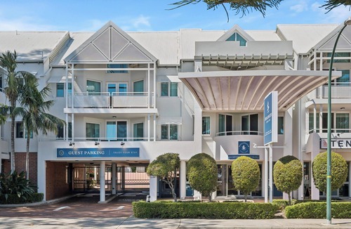 Como Apartment | Broadwater Resort Como