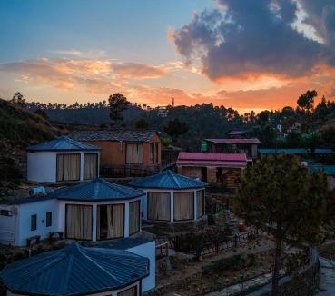 Sirala House | BSR Farms Resort