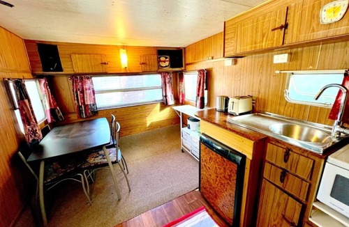 Killiecrankie House | Budget beach & bush retreat, suitable for those who love the night sky & nature.