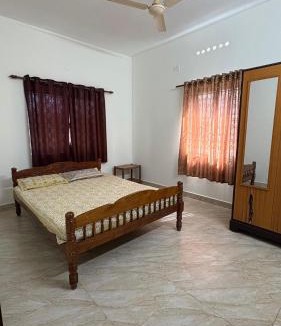 Kolenchery Hotel | Budget Non AC Room beside Kolencherry MOSC Hospital