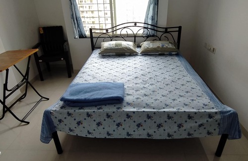 Undri Apartment | Budget Private Room near Magarpatta 5km Undri 2km - by IT Pro