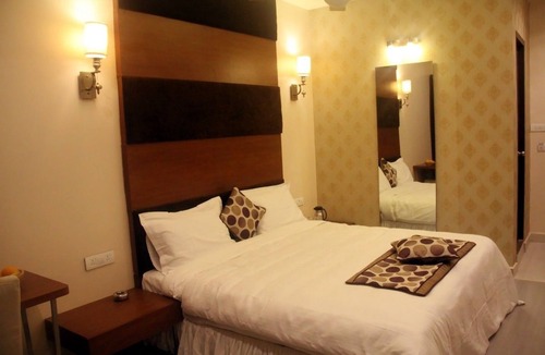 Chromepet Hotel | Buhari Royale Boutique Hotel