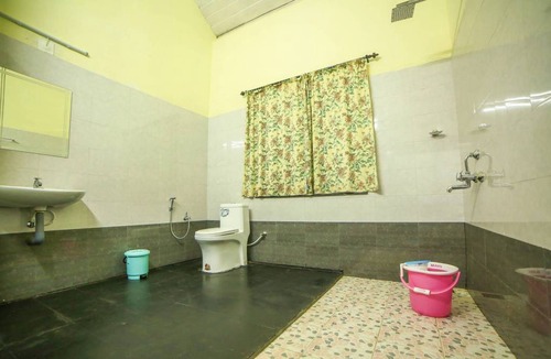 Kottappadi part Cabin | Bungalow With Tea Garden View