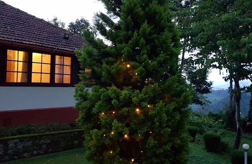 Kottappadi part Hotel | Bungalow with Tea Garden View