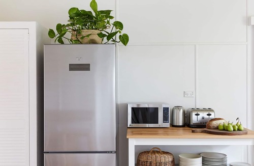 Byron Bay House | Bungalow105 - Cute beach Byron Bungalow on the edge of town