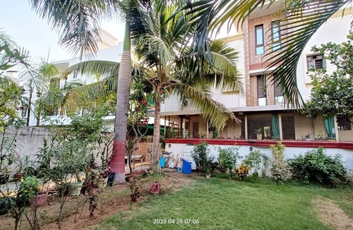 Vadodara House | Bunglow Villa Garden Facing 5 Minutes From Hotel Hayatt Place Ho