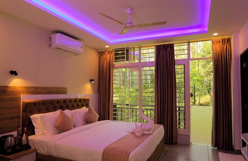 Vayittiri Bed & Breakfast | By The Stream Wayanad