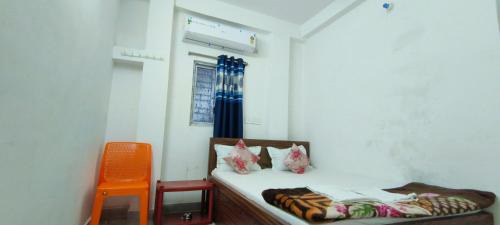 Kolkata House | BYAPARI PALACE GUEST house