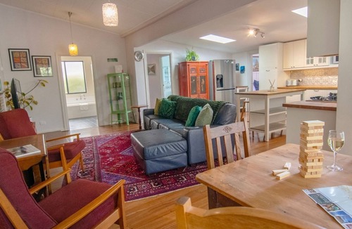 Mount Clarence House | Bylund Cottage – Historic Charm in the Heart of Albany