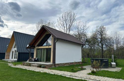 Brebu Manastirei Cabin | Căsuțele H - Cabane A-Frame, Ciubăr, Cheile Doftanei