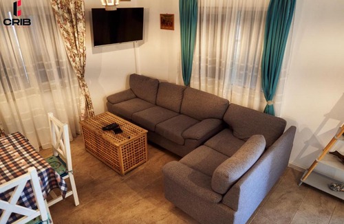 Maliuc Villa | Cabana în Deltă cu Ponton Privat pe Bratul Sulina