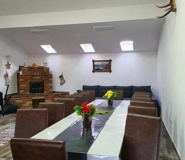 Piatra Fantanele House | Cabana Adisor