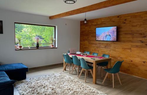 Salatrucel Ski Chalet | Cabana din Livada, Călimănești