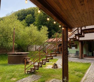 Albesti Cabin | Cabana Din Pădure