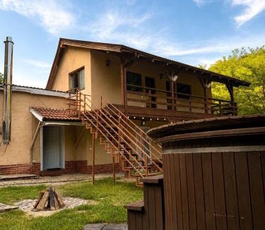 Albesti Cabin | Cabana Din Pădure