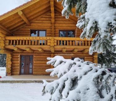 Marisel House | Cabana dintre brazi Mărișel