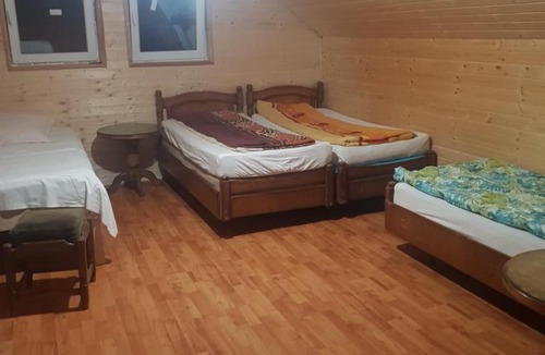 Cugir Cabin | Cabana Petrica