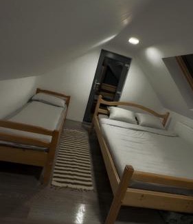 Comandau House | Cabana Trofelor