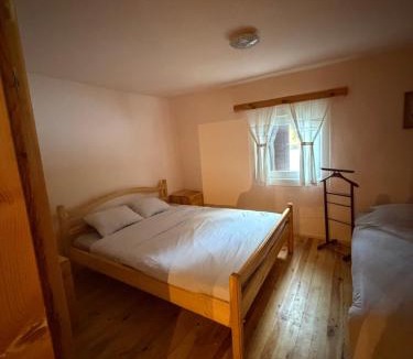Comandau House | Cabana Trofelor