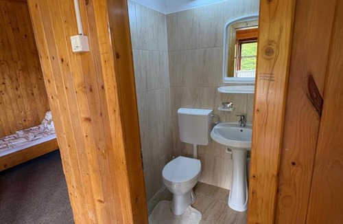 Harghita-Bai Hostel | Cabana Uz Bence Menedékház