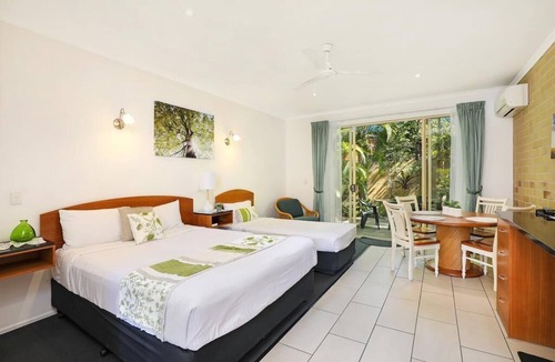 Caboolture South Hotel | Caboolture Riverlakes Motel