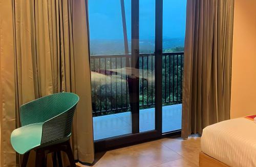 Vayittiri Resort | Camplights Stays
