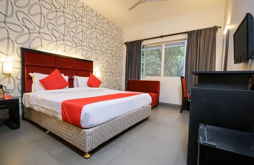 Alwaye Hotel | Capital O 15754 Mookkannoor Tourist Home