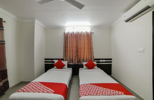 Gachibowli Hotel | Capital O 23589 CROWN PLAZA