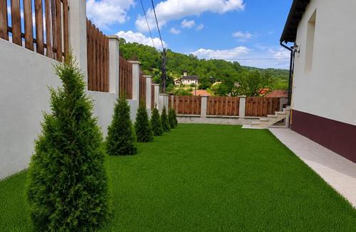 Slanic-Moldova House | Casă chic La Han la Slănic