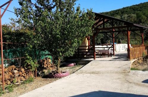 Bacau County Cabin | CASA AMAYA