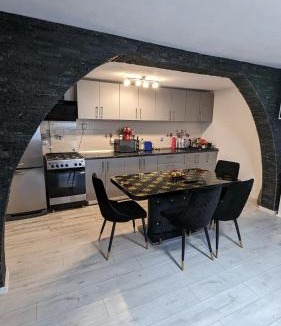 Jiblea Noua House | Casa Beatrice