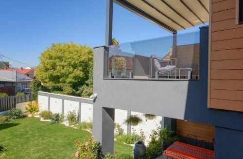 Tirgu Mures House | Casa Belsugului