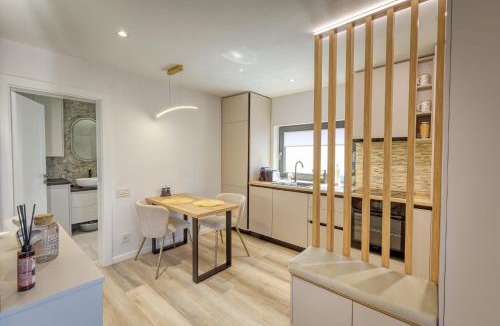 Tirgu Mures House | Casa Belsugului