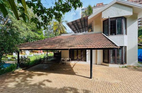 Palm Meadows Villa | Casa Blu Spacez 4BHK Garden Villa with Pool