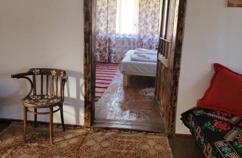 Laslea House | Casa cu struț Malancrav