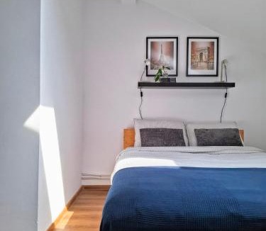 Orastie Apartment | Casa de pe colț