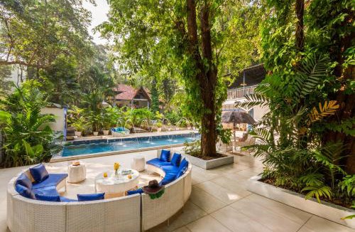 Assagao Villa | Casa Ferrazi by The Blue Kite Luxury 5BHK Portuguese-Style Villa in Assagao with Private Pool, Kitchen, Power Backup, WiFi & Caretaker