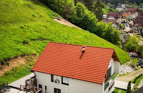 Vulcan Villa | Casa Fratila