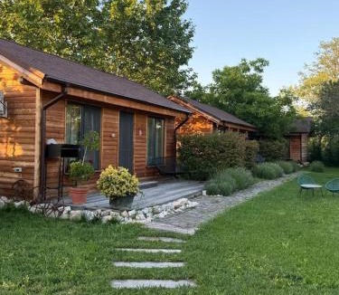 Pestisani House | Casa Gorjeana Complex Agroturistic