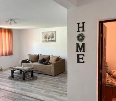 Eselnita House | Casa Iulia