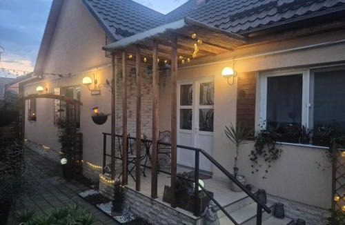 Iernut House | Casa LADIS