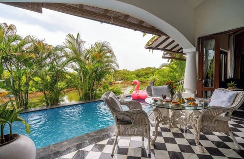 Alto de Porvorim Villa | Casa Lago by ORU Villa
