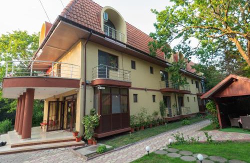Jupiter House | Casa Meyra