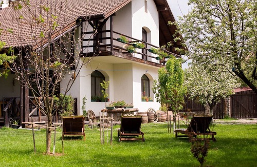 Cartisoara Bed & Breakfast | Casa Mosului triple room 2